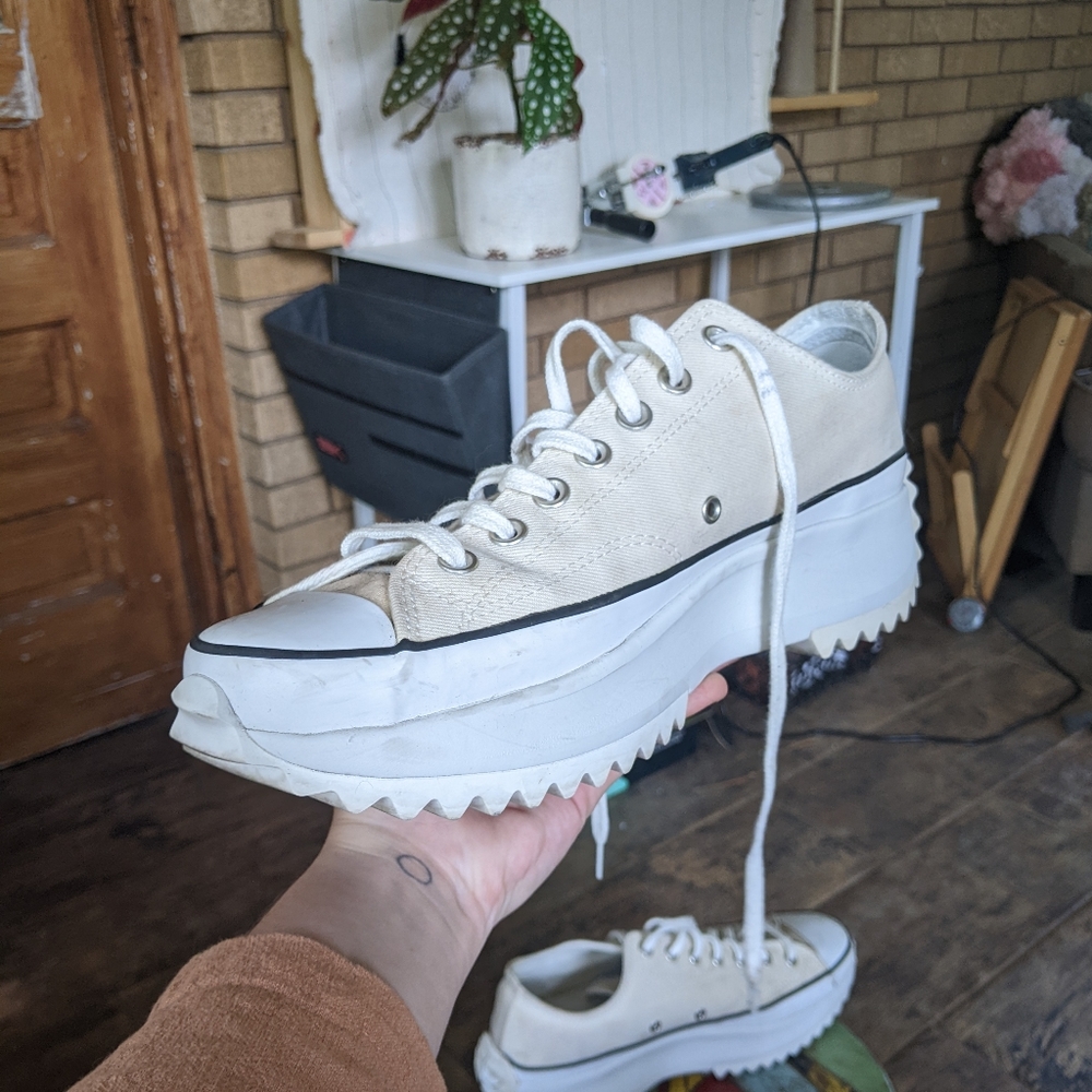 men's white chunky converse